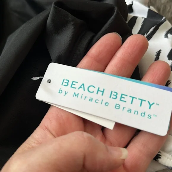 Beach Betty Zebra Print One Piece Swim Suit Sz Medium New NWT - Picture 8 of 9